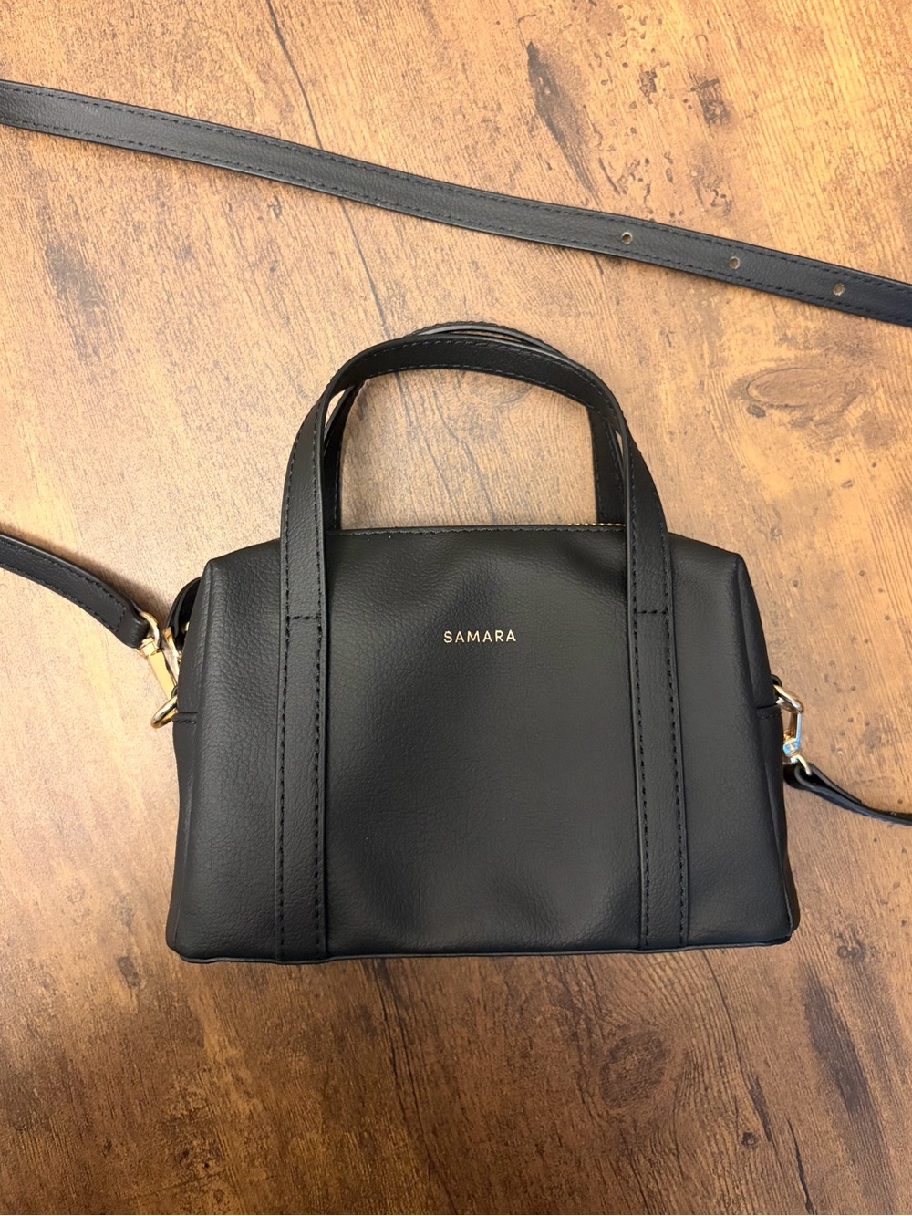 Samara Apple Mini Crossbody